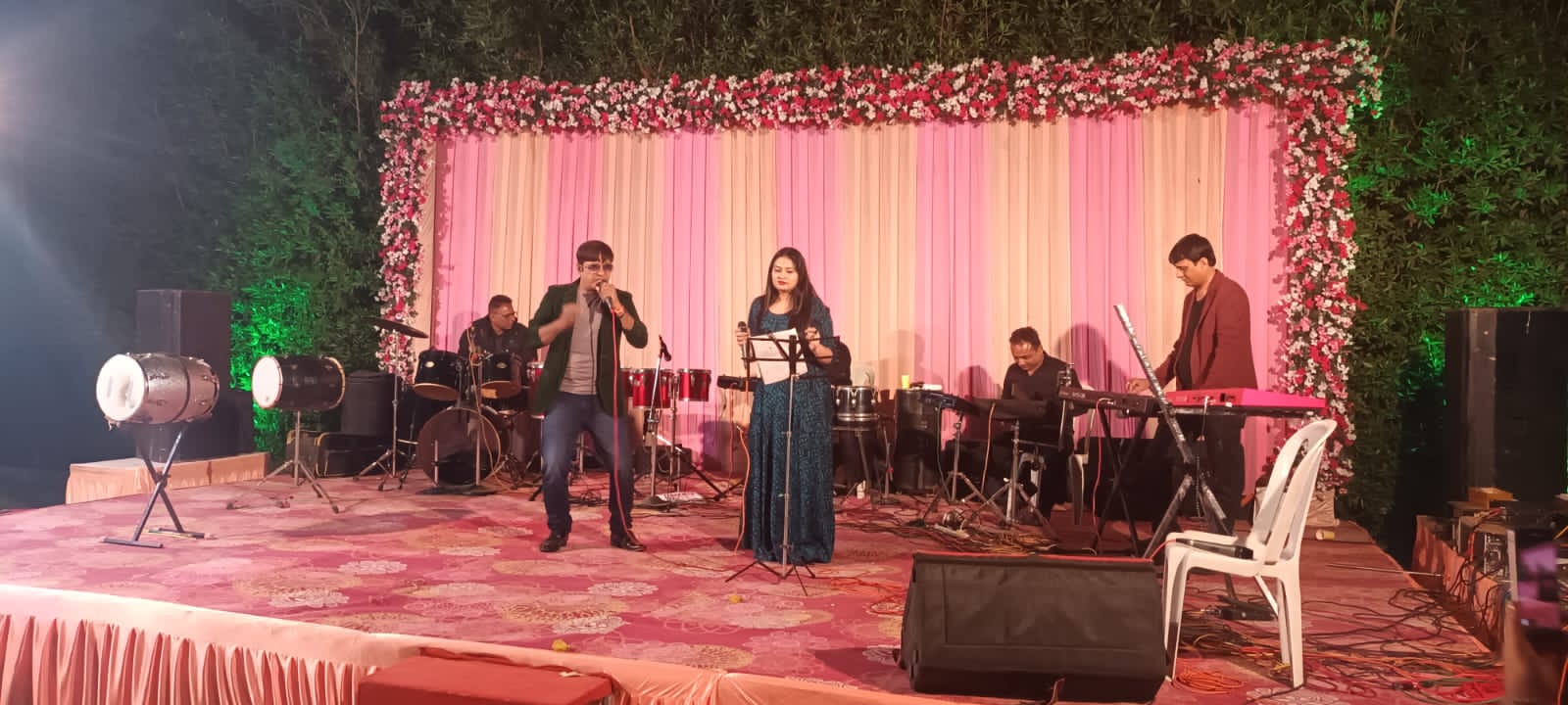 BRING MUSIC TO LIFE.